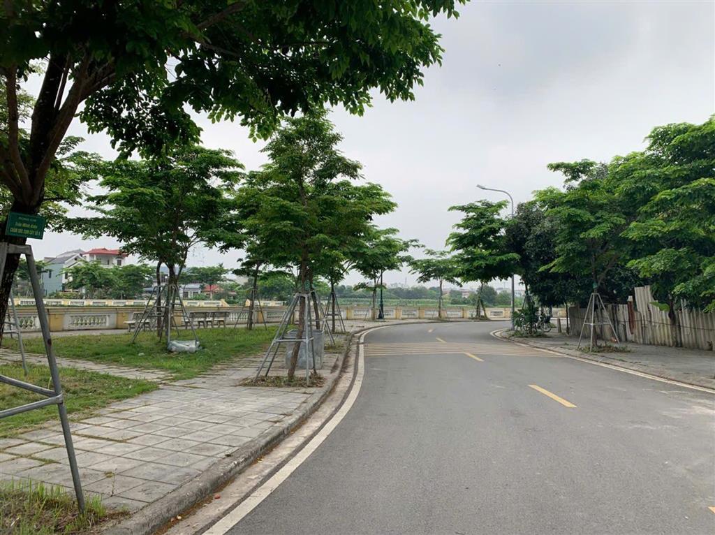 Bán đất view hồ Trung tâm Đông Anh - Hà Nội – 79M² – GIÁ 6,8 TỶ