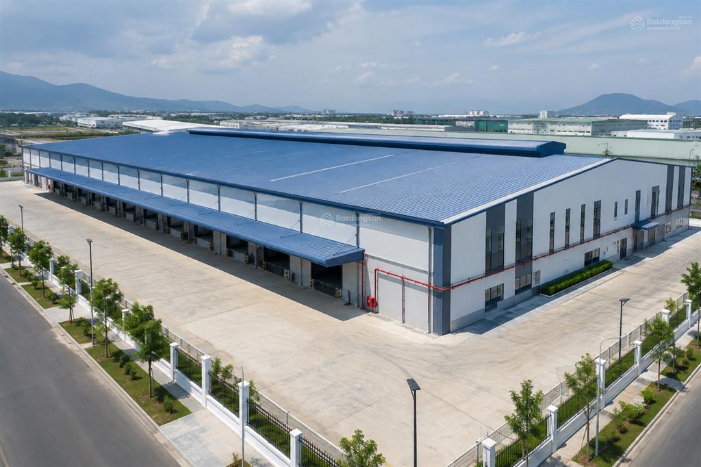 Cho thuê nhà kho 5000m2 mới xây trong kcn hoà khánh. sẵn pccc, giá chỉ có 75 nghìn/m2/th