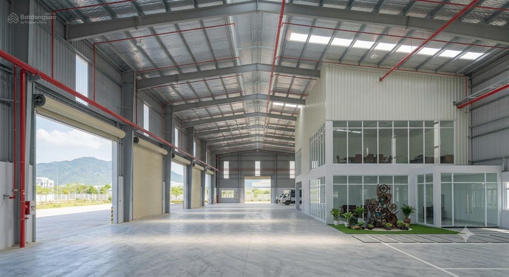 Cho thuê nhà kho 800m2 tại hòa châu, sẵn pccc, giá siêu rẻ