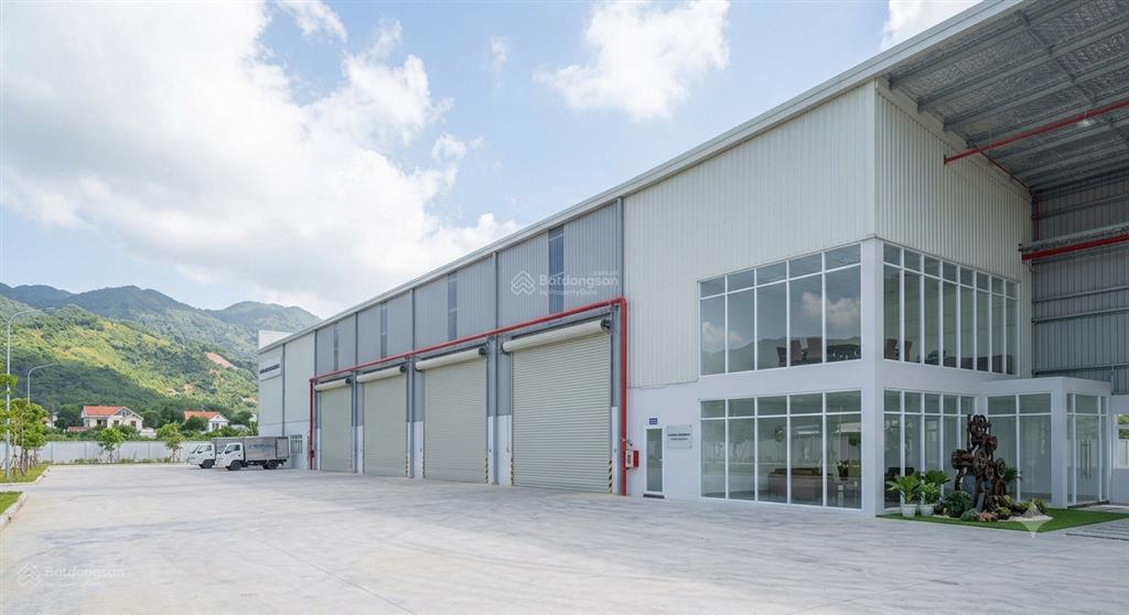 Cho thuê nhà kho 800m2 tại hòa châu, sẵn pccc, giá siêu rẻ