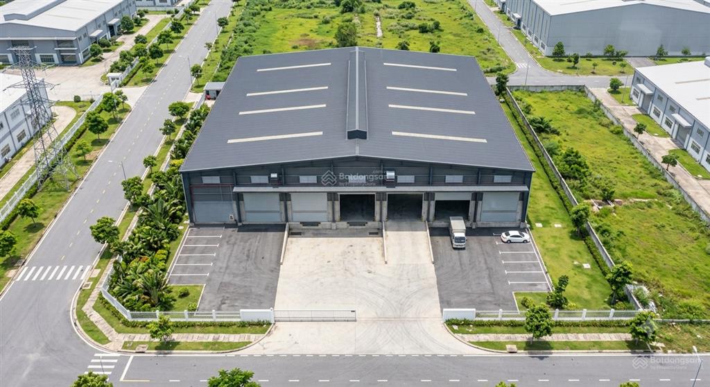 Cho thuê nhà xưởng 1000m2 trong kcn hòa khánh, pccc tự động, giá 55k