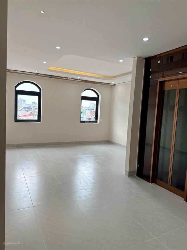 Bán nhà phố thương mại cao cấp  193 văn cao, hải phòng