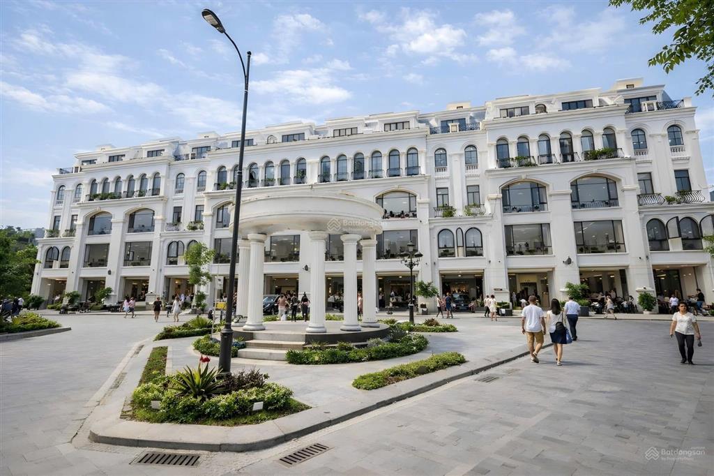 Bán nhà phố thương mại cao cấp  193 văn cao, hải phòng