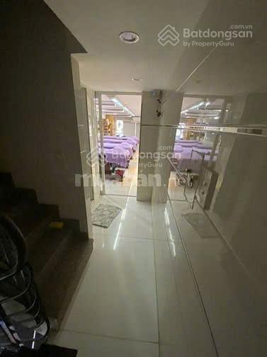 Chính chủ bán gấp nhà 2 mặt tiền võ văn kiệt  quận 6,giá rẻ cho nhà đầu tư, sổ sẵn  ngay!