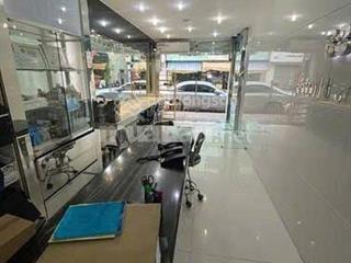 Chính chủ bán gấp nhà 2 mặt tiền võ văn kiệt  quận 6,giá rẻ cho nhà đầu tư, sổ sẵn  ngay!