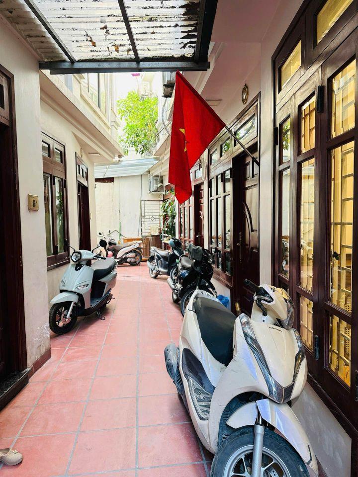 Bán nhà Ngõ 64 Thạch Bàn, 30m vuông 5 tầng 7,15 tỷ