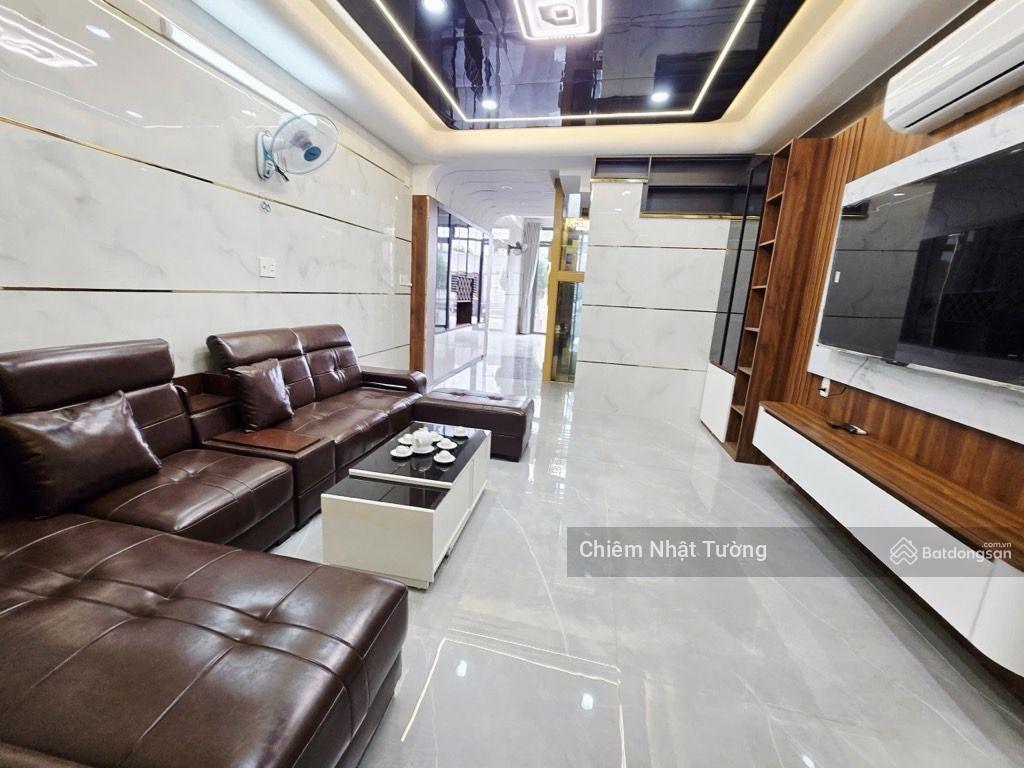 Siêu phẩm đẹp lung linh, 6 tầng thang máy,4m x 16m(64m2) tặng full nội thất, giá hơn 9 tỷ