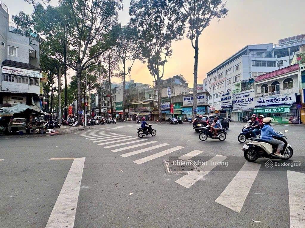 Nhà mặt tiền kd siêu đỉnh, thu nhập 150tr/th, 5 tầng, 4m x 19m nở hậu tài lộc, ng duy dương q10,