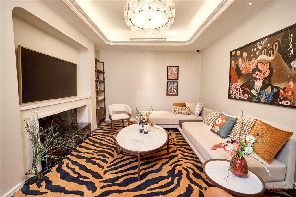 Bán liền kề tại sun urban city, 5 tỷ, 60m2, 4pn, 4wc, 3,5 tầng 1 hầm