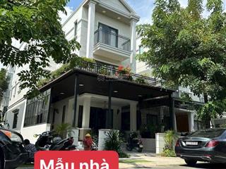 Chính chủ bán nhà số 17 đường 11 nine south. căn góc giữa thoáng.  0908 355 *** mr cảnh