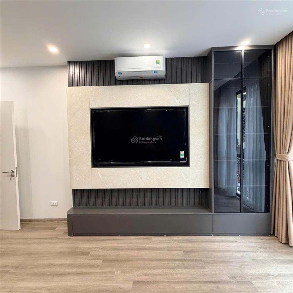 Bán nhà phân lô phố tôn đức thắng, ngõ thông ô tô tránh, kd, full nội thất, 45m,nhỉnh 19 tỷ