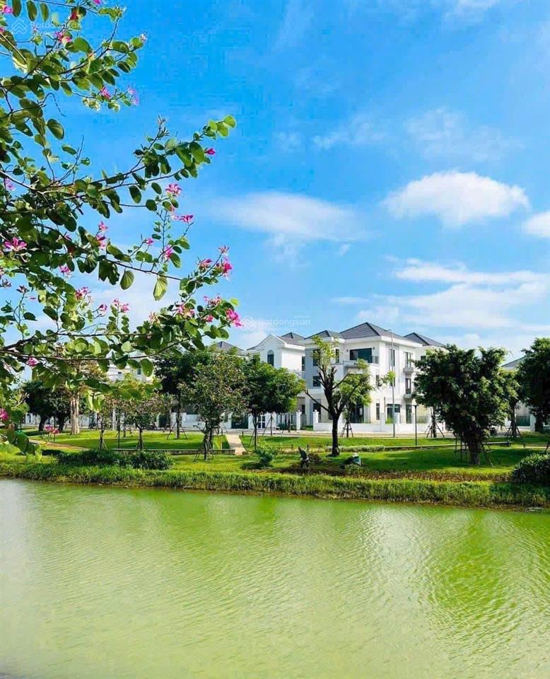 Nhà phố 8x20m, thanh toán trước 4.4 tỷ sở hữu ngay, đường 19m thông, gần sông, gọi bộ 0981 244 ***