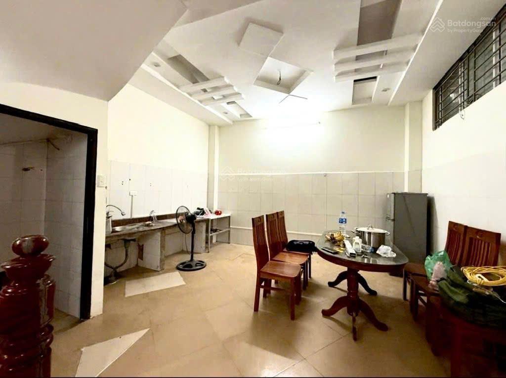 Bán nhà phố định công hoàng mai lô góc 45m2  ô tô vào nhà  kinh doanh  9.2 tỷ.