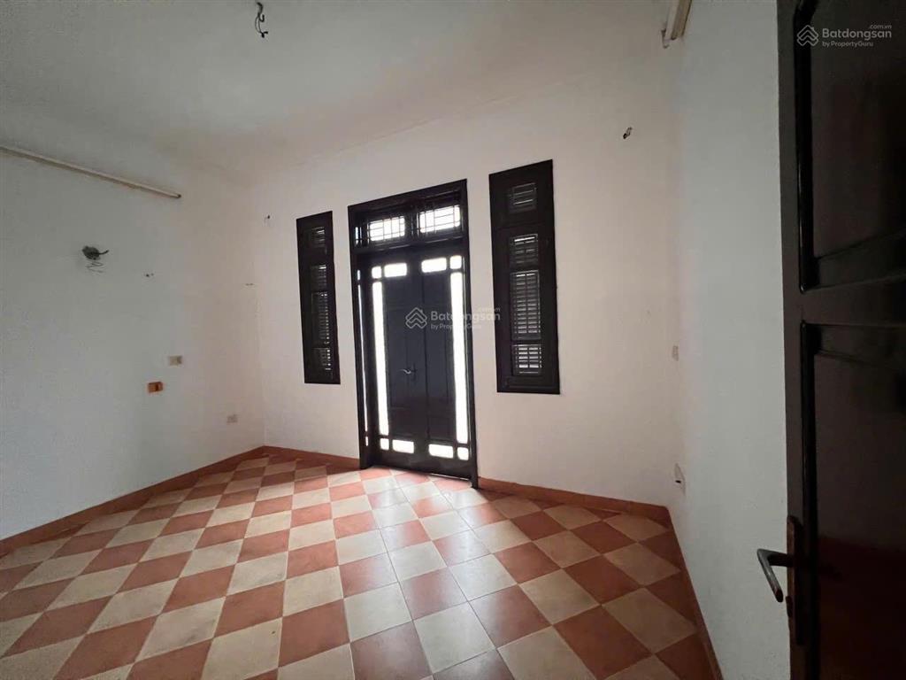 Bán nhà phân lô hoàng văn thái 43m2  ô tô vào nhà  kinh doanh đỉnh  chỉ 13,5 tỷ