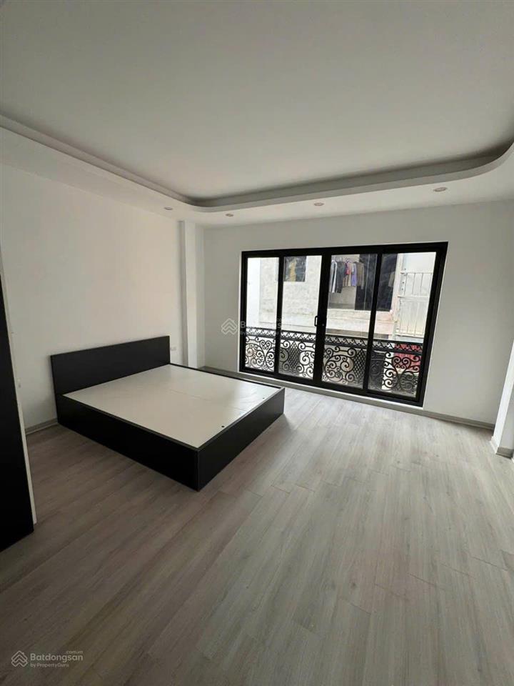 Bán nhà chính chủ định công thượng 44m2 x 6t thang máy, lô góc, ô tô vào nhà