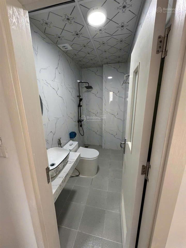 Bán nhà chính chủ định công thượng 44m2 x 6t thang máy, lô góc, ô tô vào nhà
