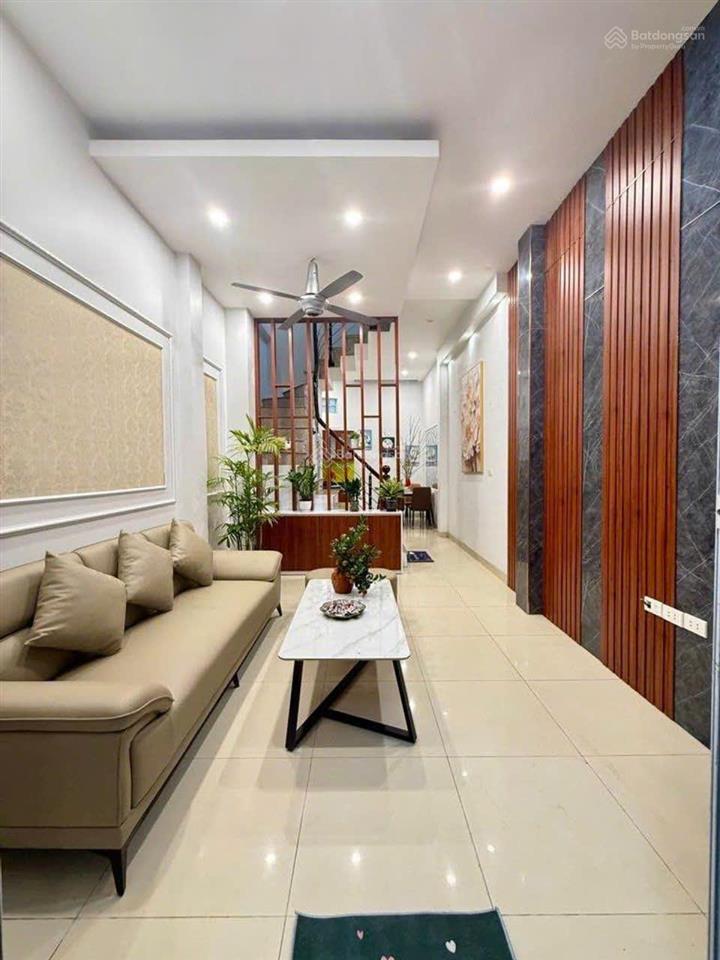 Siêu phẩm định công  lô góc 3 mặt thoáng  30m ra ô tô tải tránh  nhà đẹp ở ngay