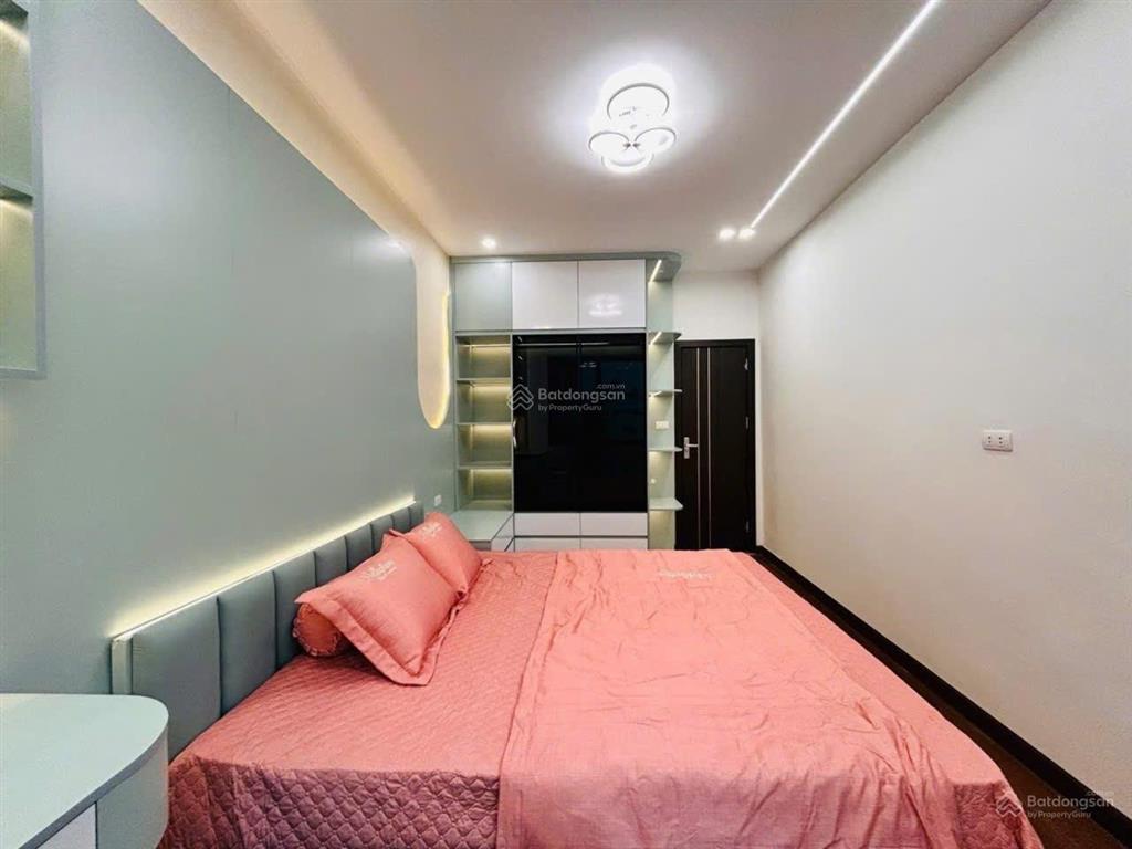 Nhà đẹp quan nhân  38m2 x 4 tầng  2 thoáng  7.2 tỷ (tặng full nội thất)