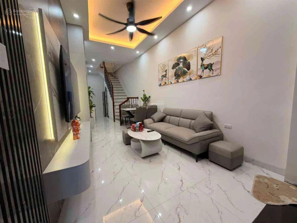 Bán nhà đẹp khương trung thanh xuân vf3 đỗ cửa 2 thoáng 30m ra hồ  sát vành đai 2.5