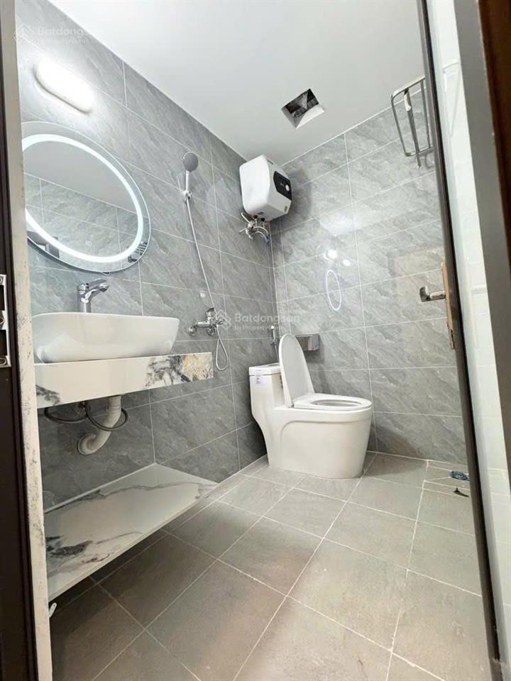 Bán nhà kim giang, đại kim 38m2 x 5 tầng, full nội thất, 4pn, sổ đỏ chính chủ
