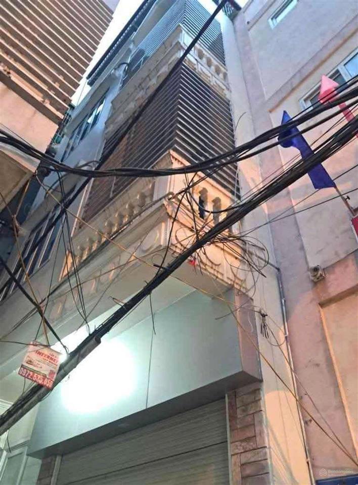 Bán nhà hai bà trưng 13.9 tỷ phố bạch mai 48m² mt 4.6m, ô tô đỗ cửa, ở ngay