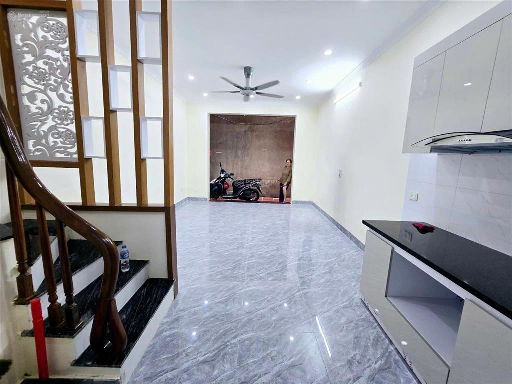 Bán nhà minh khai hai bà trưng  4 tầng mới đẹp  3pn khép kín  mt 4.5m  giá 5.5 tỷ