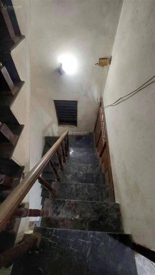 Bán nhà trung tâm đống đa  gần hồ văn chương  ngõ thông  44m2 mt 5m  sổ đỏ riêng