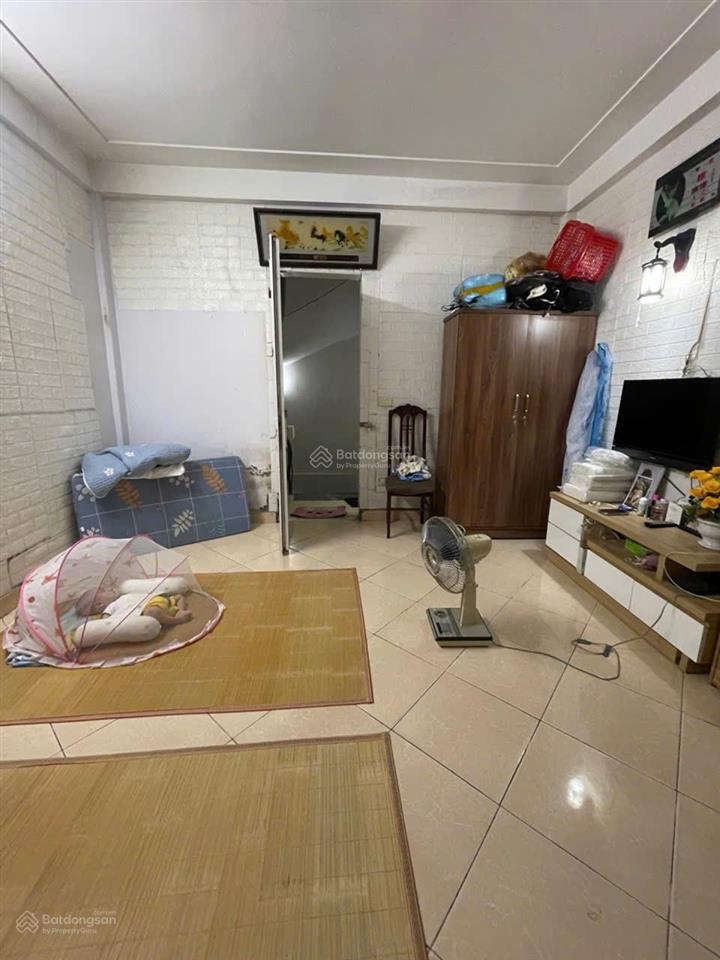 Bán nhà lô góc kim giang  sát kđt đại kim  kinh doanh nhỏ  ngõ thông  giá 6.3 tỷ