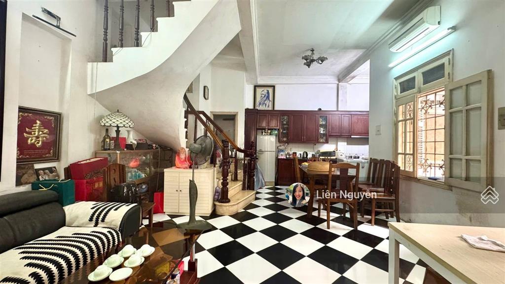 Siêu hiếm! bán nhà lý nam đế 60m2, 4 tầng, mặt tiền 12m, giá 30.5 tỷ, ô tô tránh, kinh doanh tốt