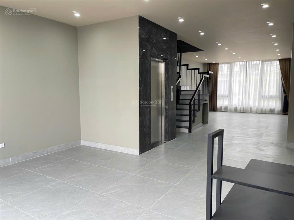 Bán cắt lỗ căn tmdv ngay gần vincom