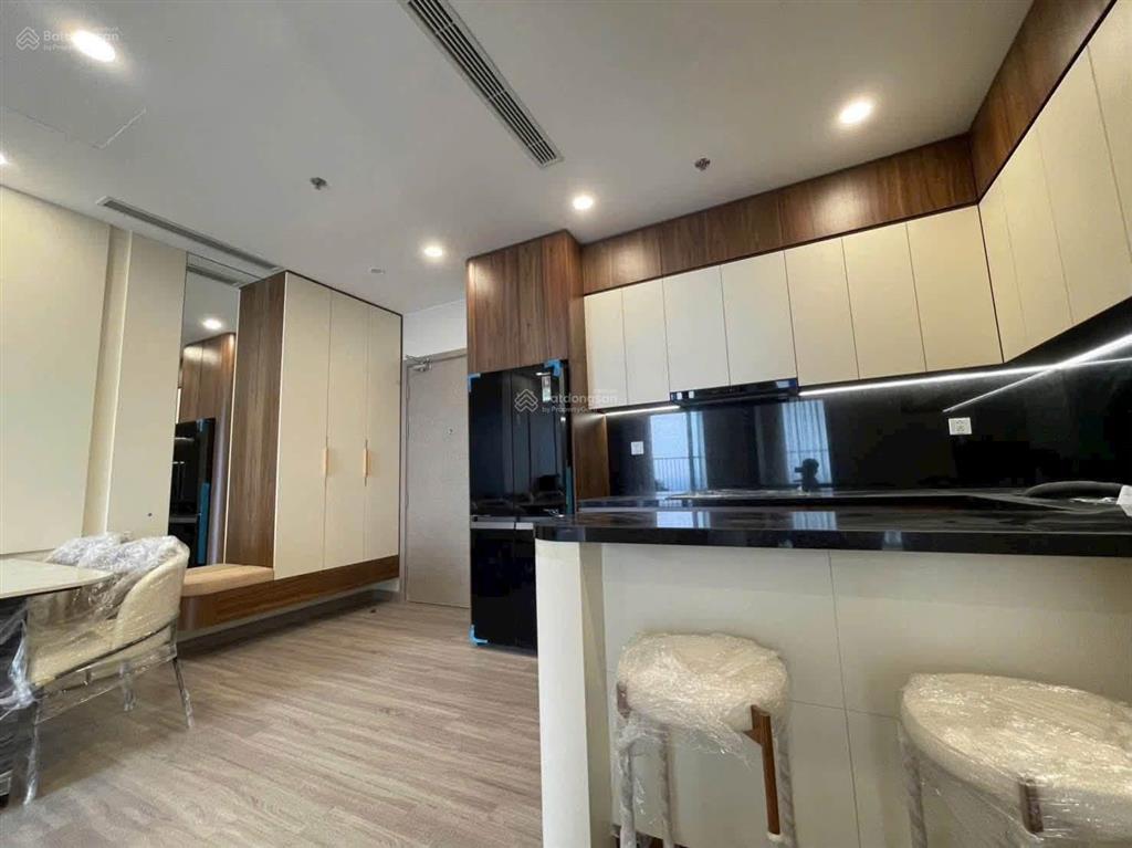 Căn 2n2vs tòa skyforest cao cấp giá tốt  diện tích 74m2, ban công view biệt thự đảo  full