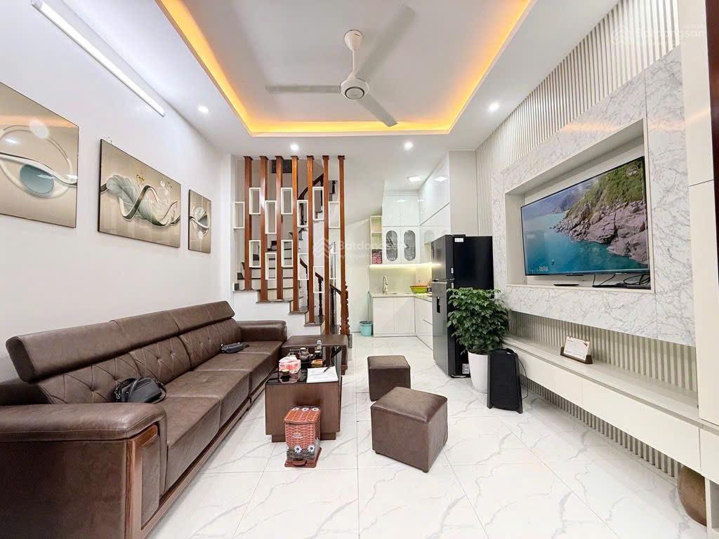 Nhà riêng linh đàm  đại thanh , 35m2*5 tầng, xây mới, tặng nội thất cao cấp