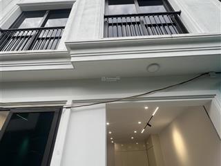 Nhà đẹp ngọc hồi  40m  4 tầng  sđcc