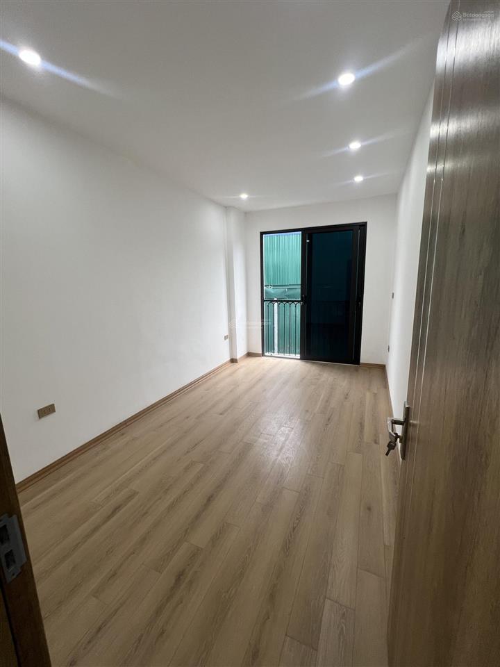 Nhà đẹp ngọc hồi  40m2  4 tầng  sđcc