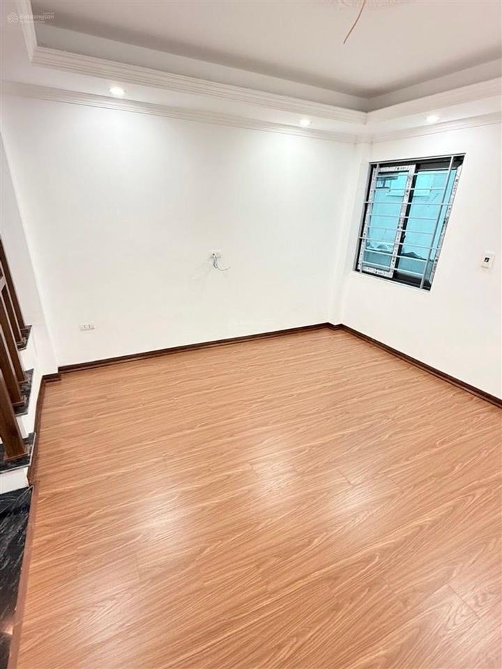 Nhà mới ngọc hồi  36m2/42m2  5 tầng  sđcc