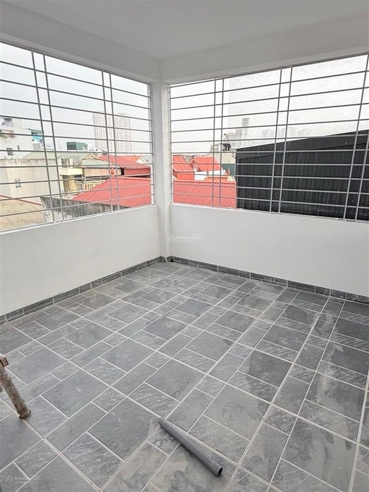 Nhà mới ngọc hồi  36m2/42m2  5 tầng  sđcc