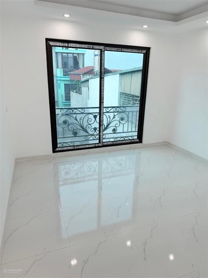 Nhà mới ngọc hồi  36m2/42m2  5 tầng  sđcc