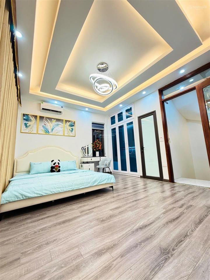 Nhà định công tt quận hoàng mai  35m  5 tầng  sđcc  tc 8 tỷ