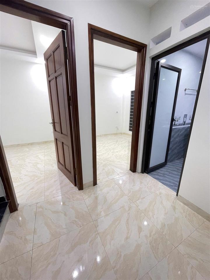 Bán nhà tứ hiệp  thanh trì 32m²  5 tầng  sđcc  oto gần  tc 6 tỷ