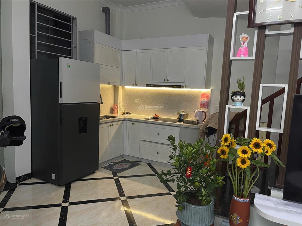 Bán nhà tứ hiệp  thanh trì 32m²  5 tầng  sđcc  oto gần  tc 6 tỷ