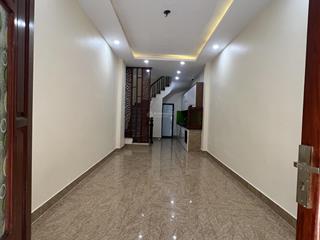 Nhà ngọc hồi  tứ hiệp thanh trì  35m 5 tầng  tc 6tỷ