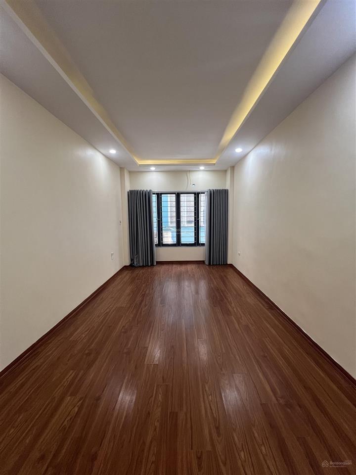Nhà ngọc hồi  tứ hiệp thanh trì  35m 5 tầng  tc 6tỷ