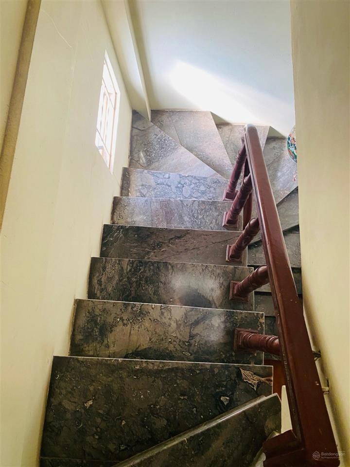 Hiếm kim giang nhà dân xây 4 tầng chắc chắn 2 thoáng trước sau ô tô tránh 20m hơn 4 tỷ!