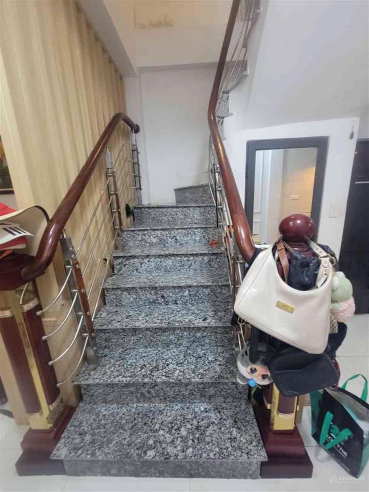Nhà vũ tông phan 40m2  5 tầng  tặng nội thất  sđcc  chào 7,5 tỷ