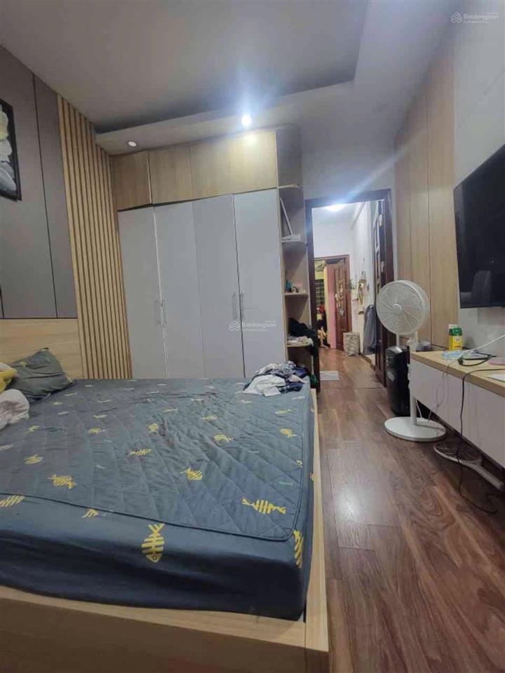 Nhà vũ tông phan 40m2  5 tầng  tặng nội thất  sđcc  chào 7,5 tỷ