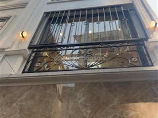 Bán nhà giáp nhị  hoàng mai  35m2  6 tầng  7,65 tỷ