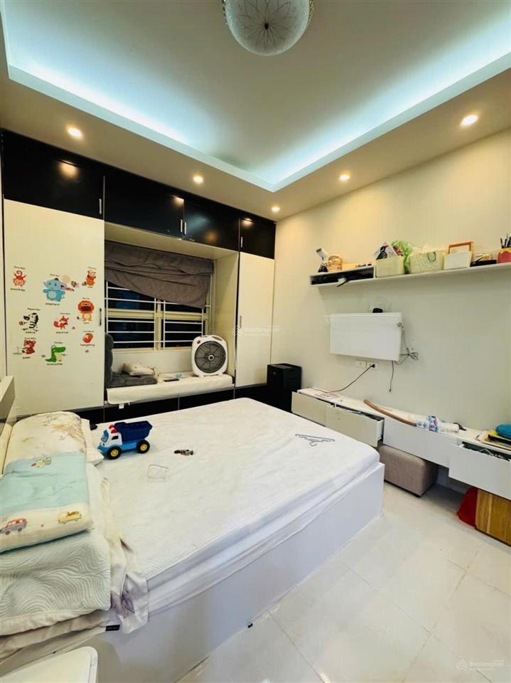 Căn hộ chung cư ct12c nguyễn xiển 65/70m  2 ngủ  sđcc