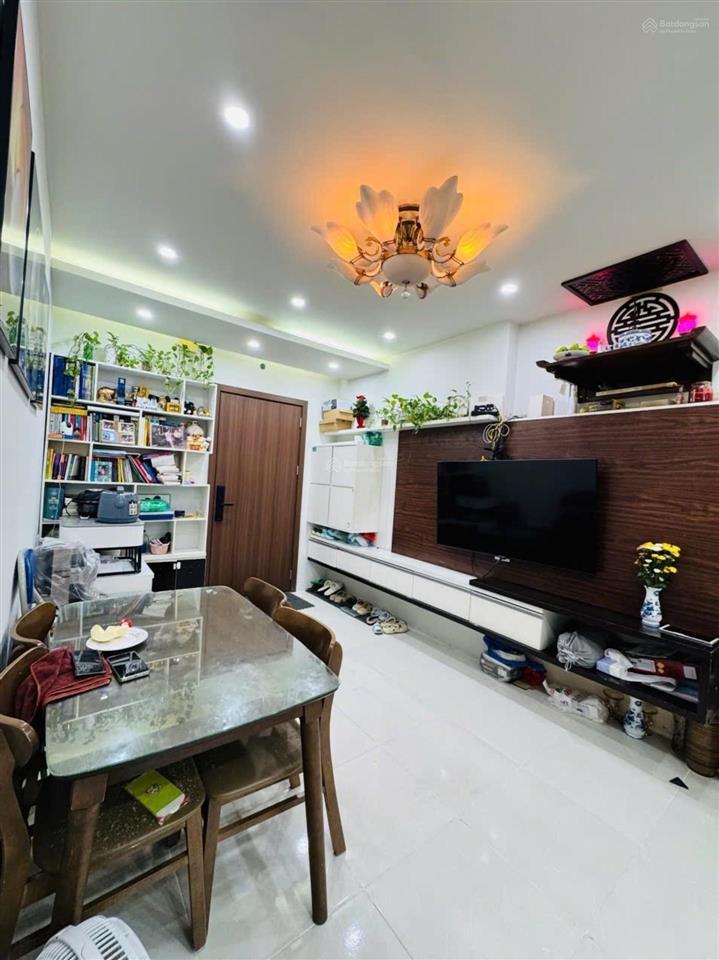 Căn hộ chung cư ct12c nguyễn xiển 65/70m  2 ngủ  sđcc