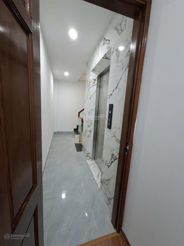Nhà ngọc hồi  tt thanh trì 43m  6 tầng  thang máy  sđcc  8.39 tỷ