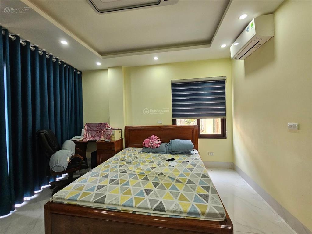Nhà đại thanh  thanh trì 36m  8 tầng  oto ngủ trong nhà  kinh doanh  thang máy  tc 8 tỷ